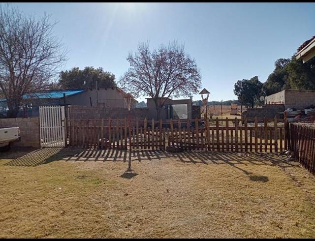 FARM FOR SALE IN WALKER'S FRUIT FARMS